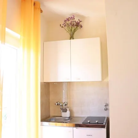 With A View アパート