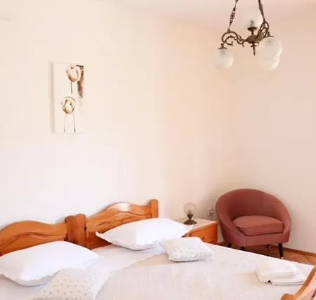 Apartman With A View *